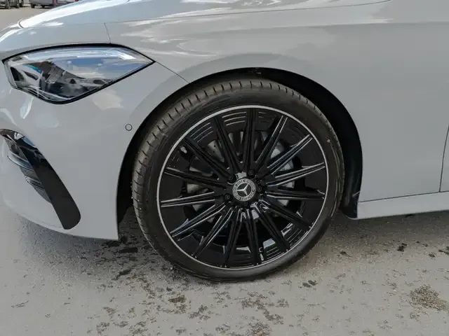 Mercedes-Benz CLE 220