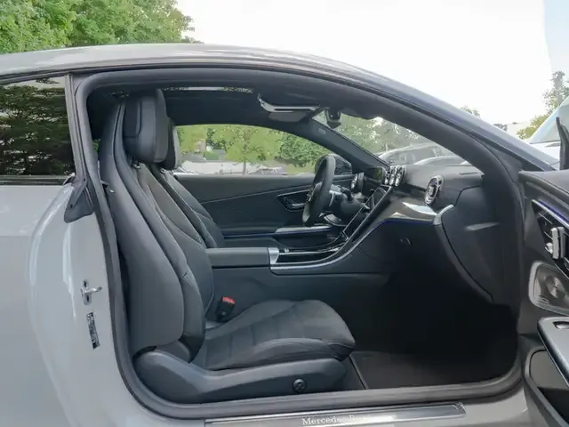 Mercedes-Benz CLE 220