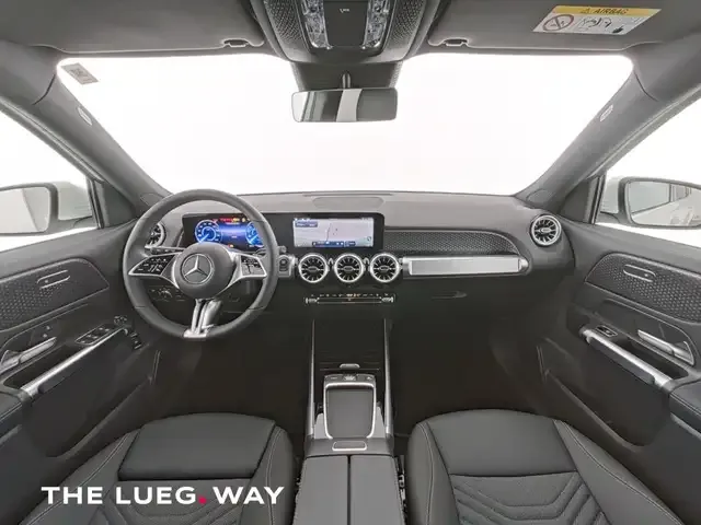 Mercedes-Benz EQB 300