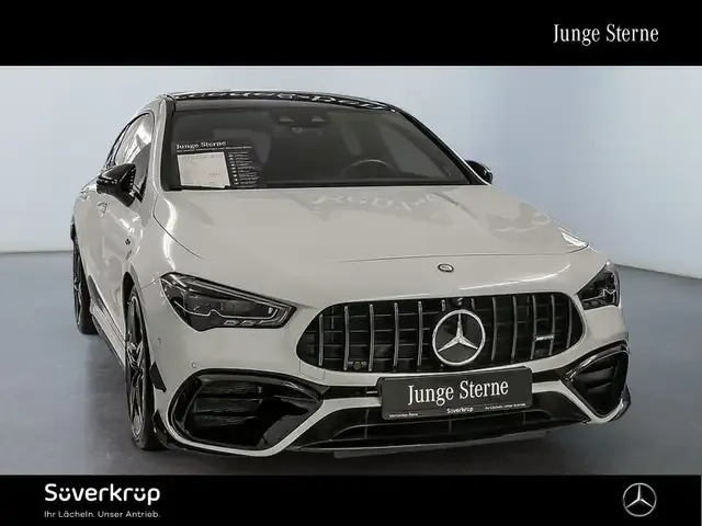 Mercedes-Benz CLA 45 AMG