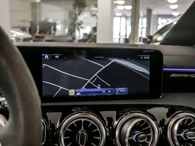 Mercedes-Benz CLA 45 AMG