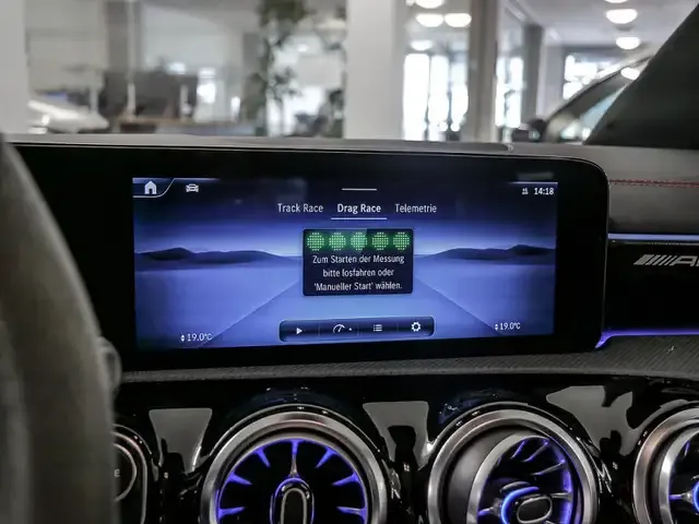 Mercedes-Benz CLA 45 AMG