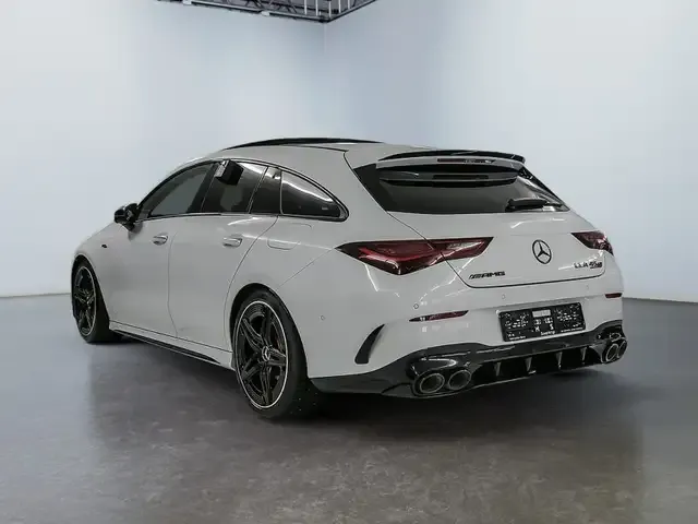 Mercedes-Benz CLA 45 AMG