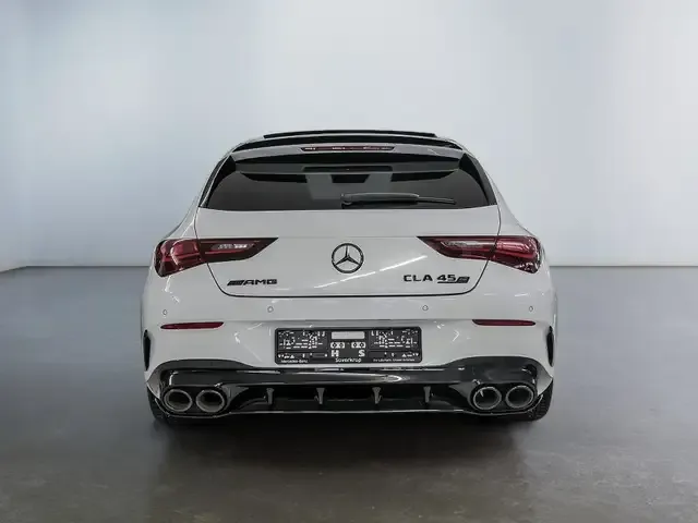 Mercedes-Benz CLA 45 AMG