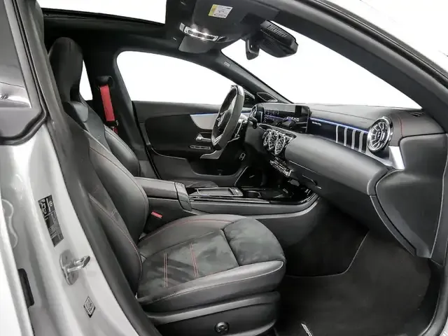 Mercedes-Benz CLA 45 AMG