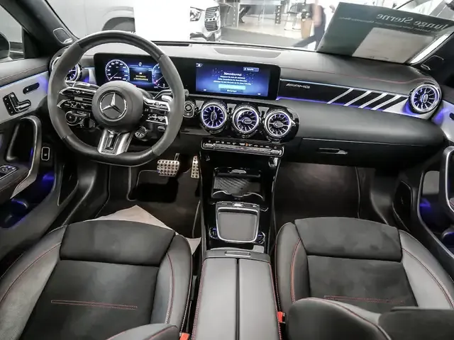 Mercedes-Benz CLA 45 AMG