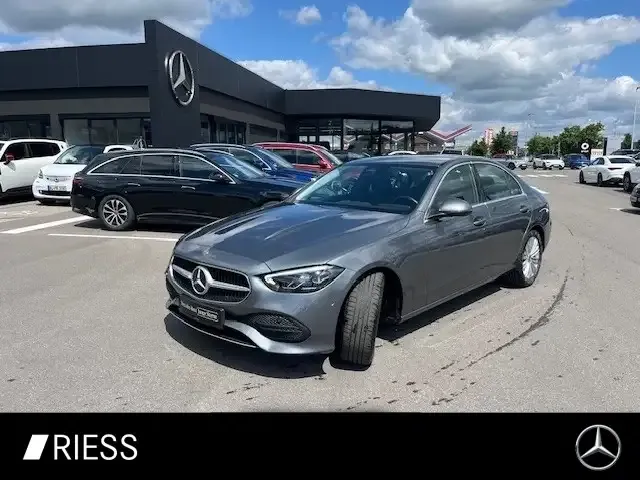 Mercedes-Benz C 180