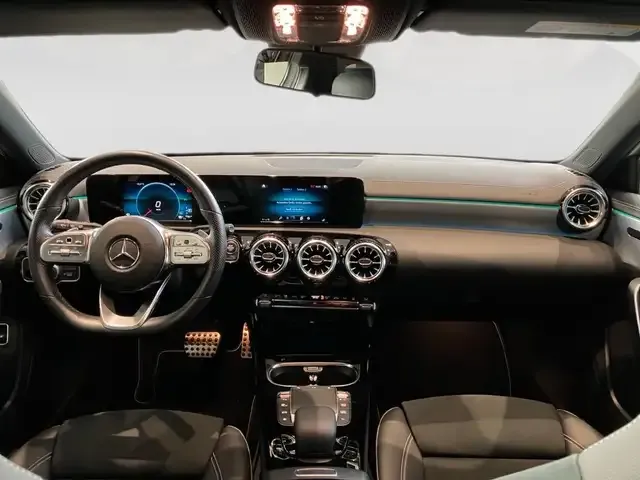 Mercedes-Benz A 250