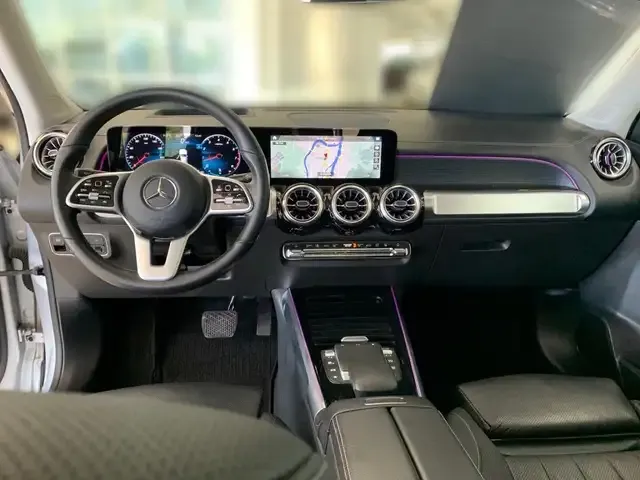 Mercedes-Benz GLB 250