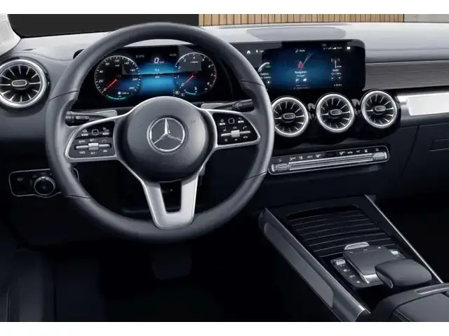 Mercedes-Benz GLB 250