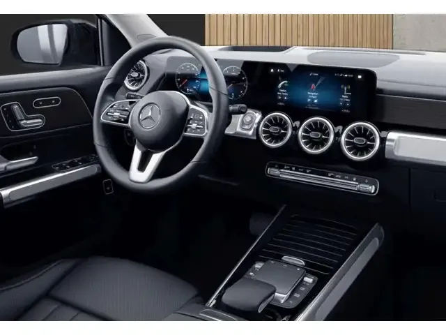 Mercedes-Benz GLB 250