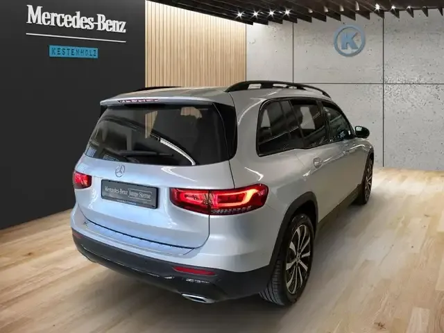 Mercedes-Benz GLB 250