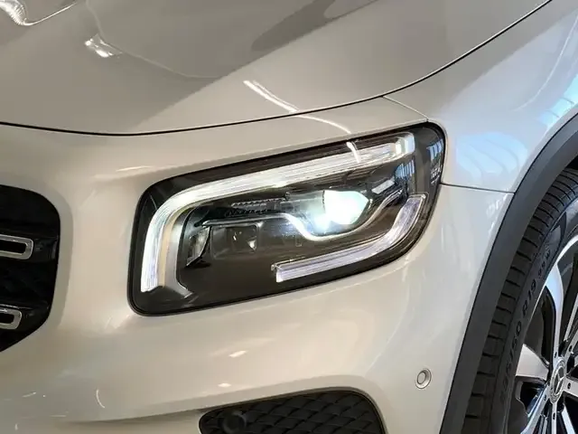 Mercedes-Benz GLB 250