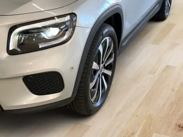 Mercedes-Benz GLB 250