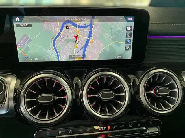 Mercedes-Benz GLB 250