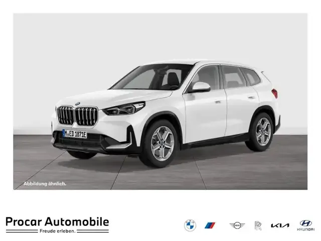 BMW iX1