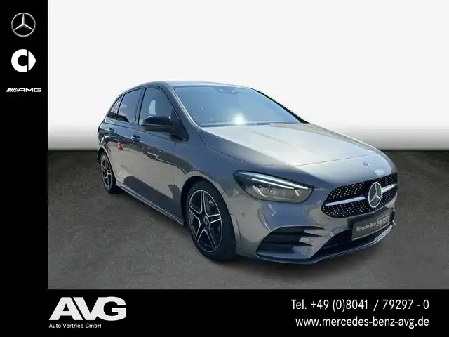 Mercedes-Benz B 200