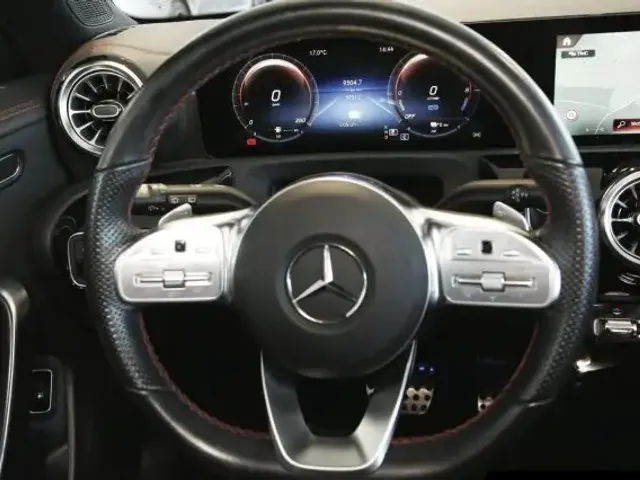 Mercedes-Benz CLA 250