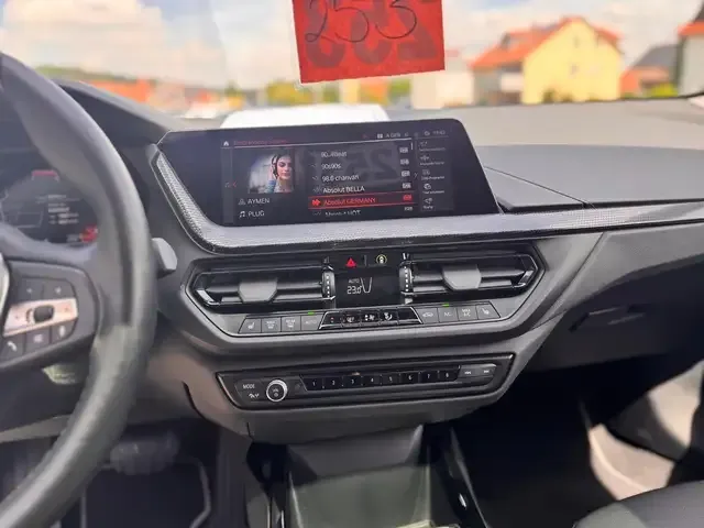 BMW 120