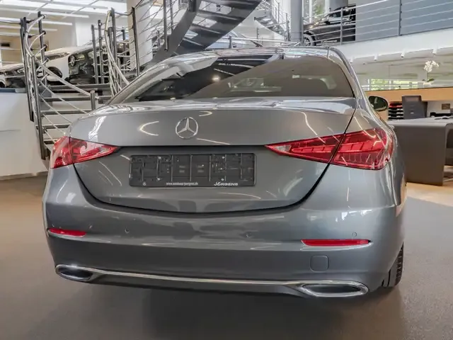 Mercedes-Benz C 200