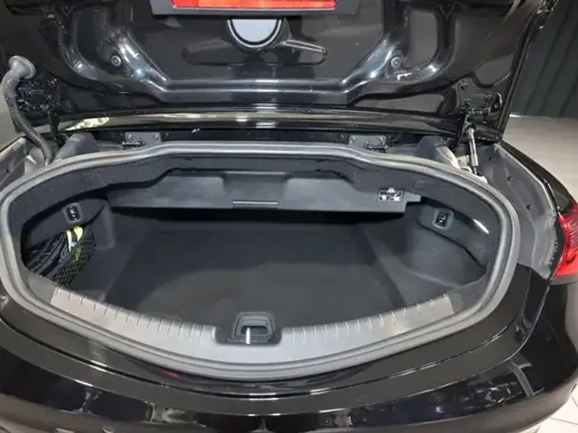 Mercedes-Benz CLE 200