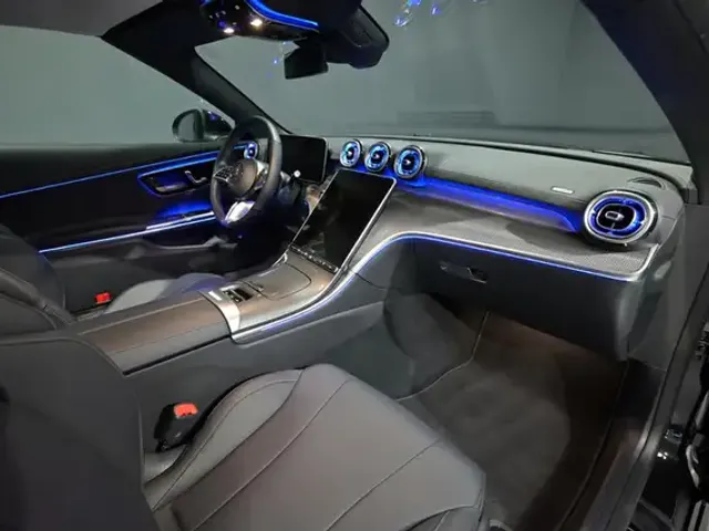 Mercedes-Benz CLE 200