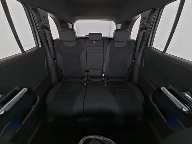 Mercedes-Benz GLB 180