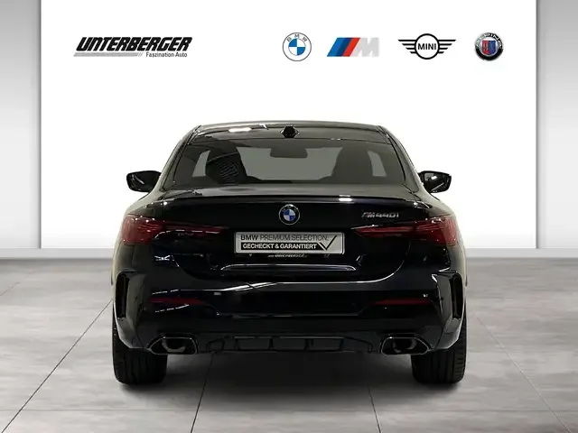 BMW 440