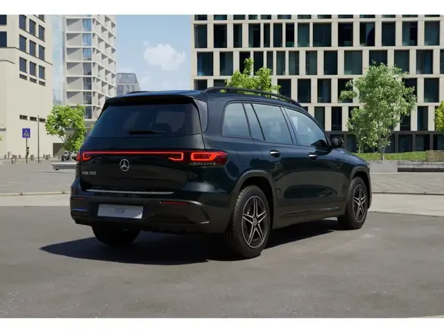 Mercedes-Benz EQB 250