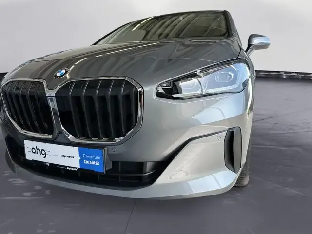 BMW 216