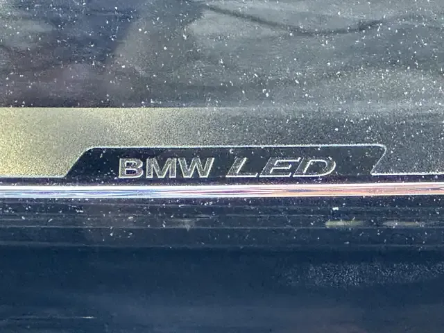 BMW 750