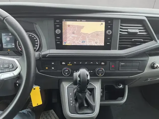 Volkswagen T6.1 Caravelle