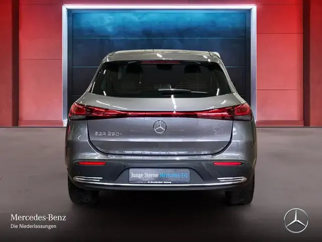 Mercedes-Benz EQA 250