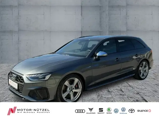Audi S4