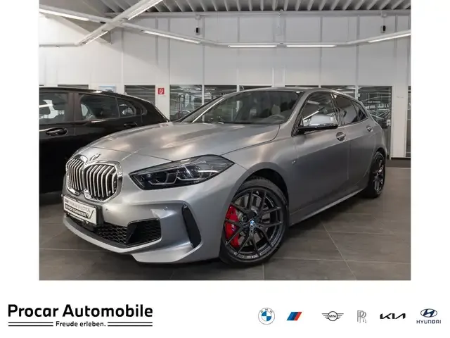 BMW 128