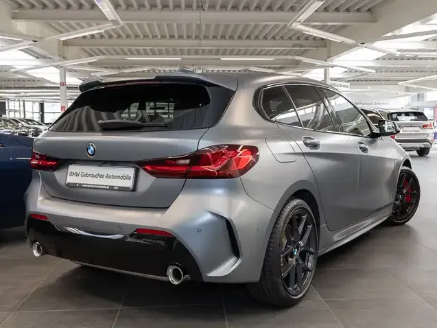 BMW 128