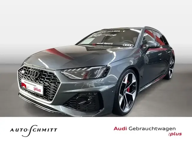 Audi RS4