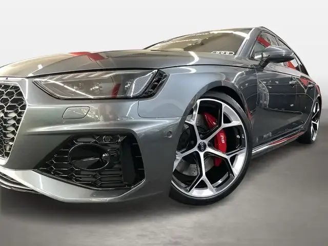 Audi RS4