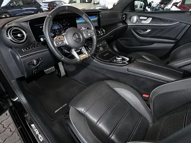 Mercedes-Benz E 63 AMG