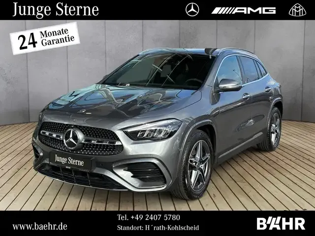 Mercedes-Benz GLA 200