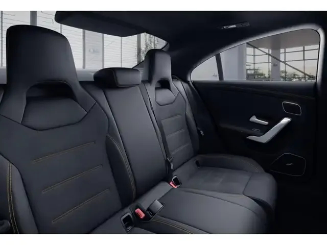 Mercedes-Benz CLA 45 AMG