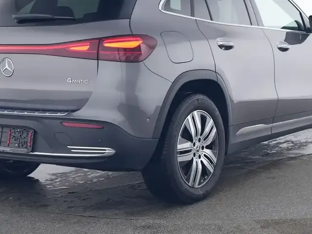 Mercedes-Benz EQA 300