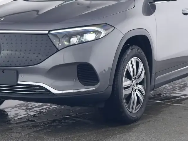 Mercedes-Benz EQA 300