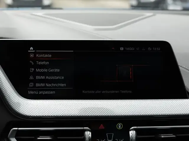 BMW 235