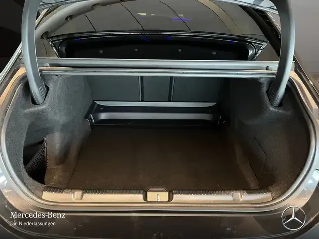 Mercedes-Benz EQE 350