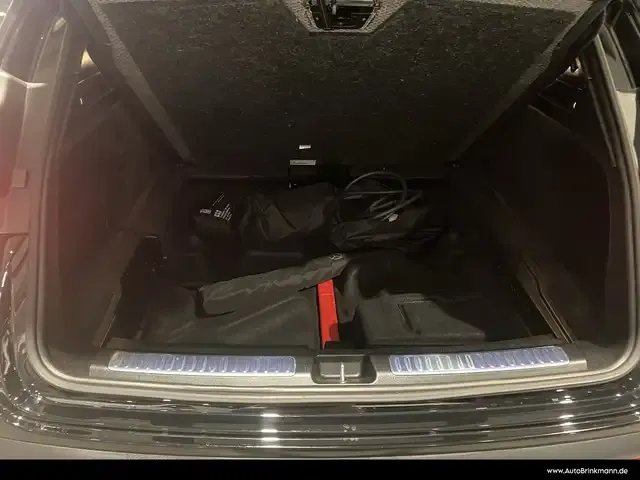 Mercedes-Benz EQC 400