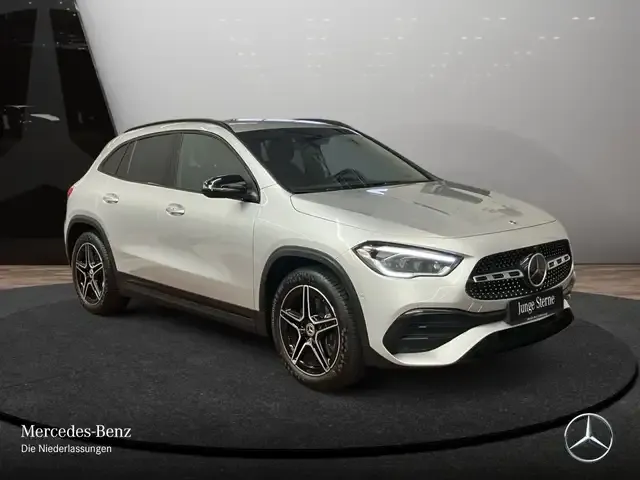Mercedes-Benz GLA 250