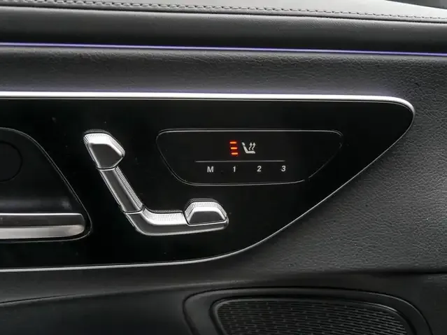 Mercedes-Benz CLE 300