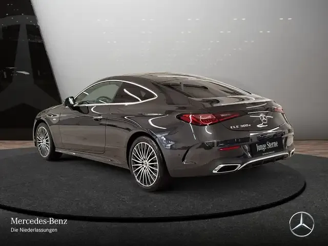 Mercedes-Benz CLE 300