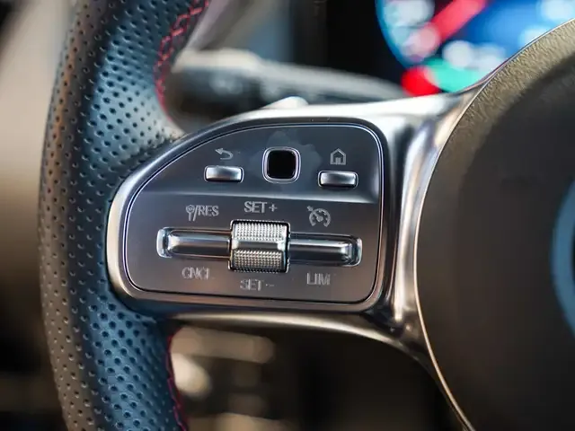 Mercedes-Benz EQA 300